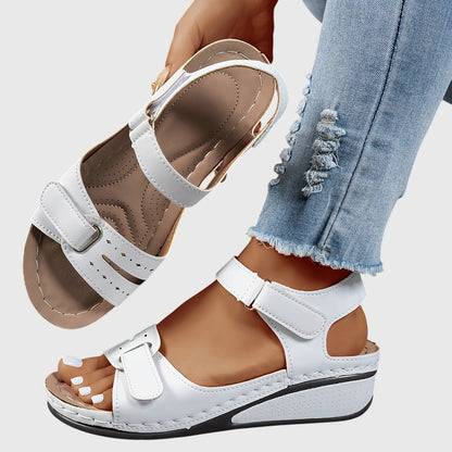 Crisp Flat Sandals for Women | Supportive Comfort Design, Stretchable Fit 7