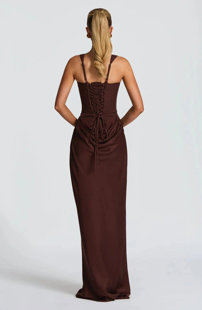 Wina Bodycon Dress | Backless, Elegant Design for Women 3